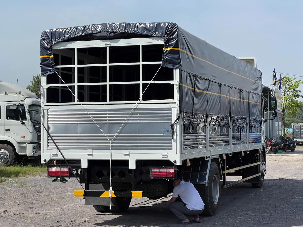 thuê xe tải 10 tấn theo chuyến chở hàng hóa